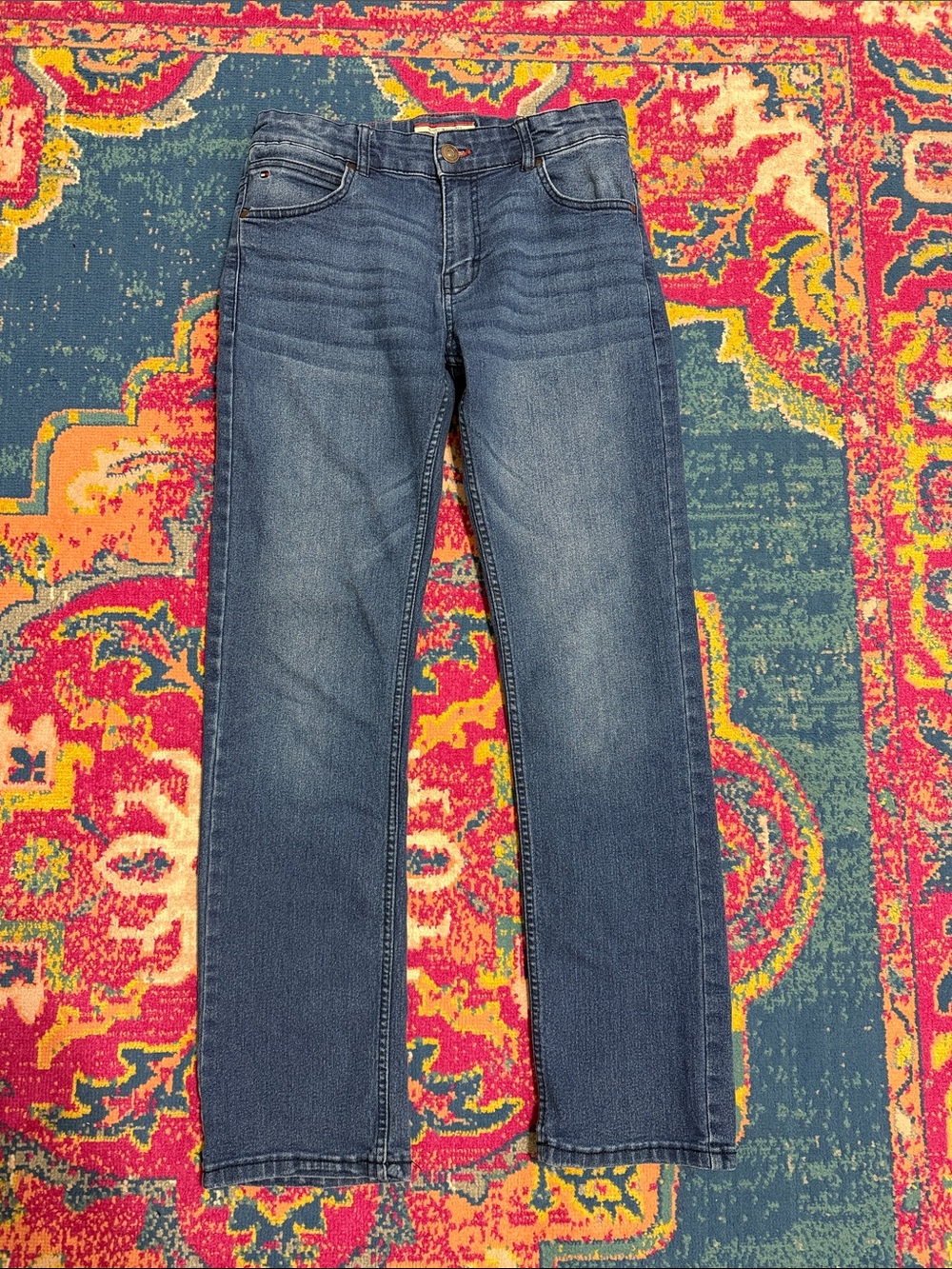 Tommy Hilfiger boys 16 Washed Blue Straight Jeans